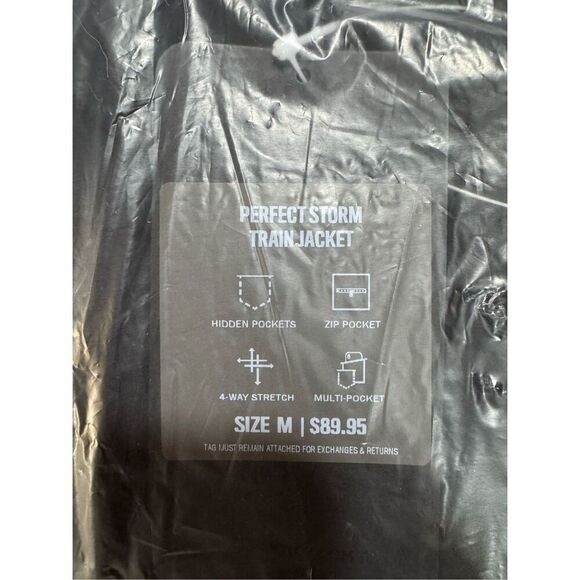 New Fabletics Perfect Storm Train Jacket - Picture 5 of 6